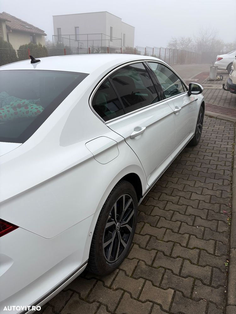 Volkswagen Passat - 5