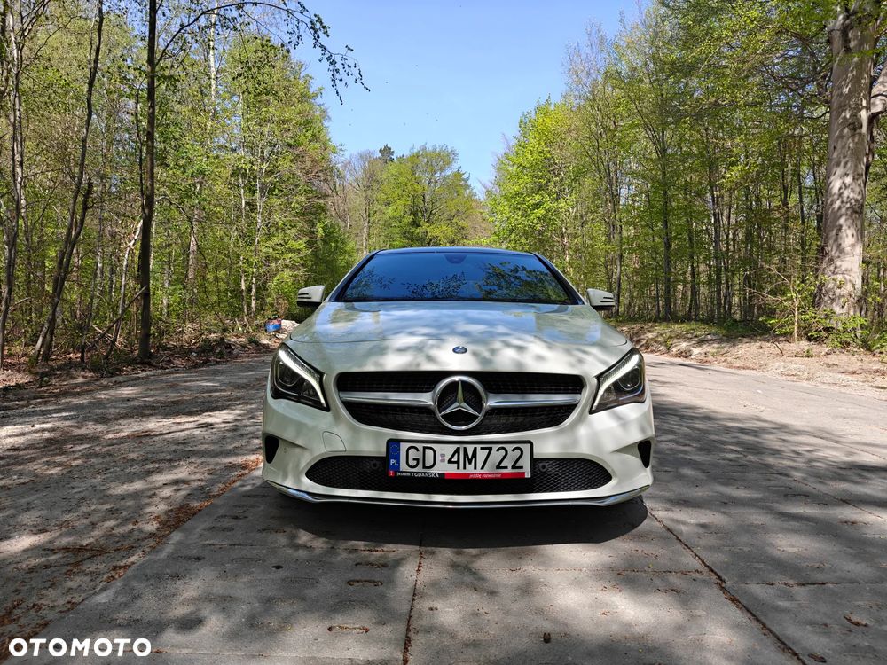 Mercedes-Benz CLA - 10