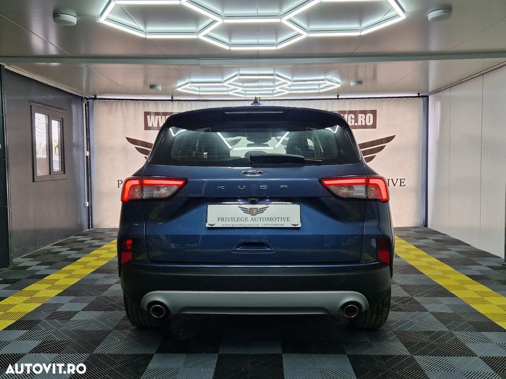 Ford Kuga 1.5 EcoBlue Aut. TITANIUM - 6