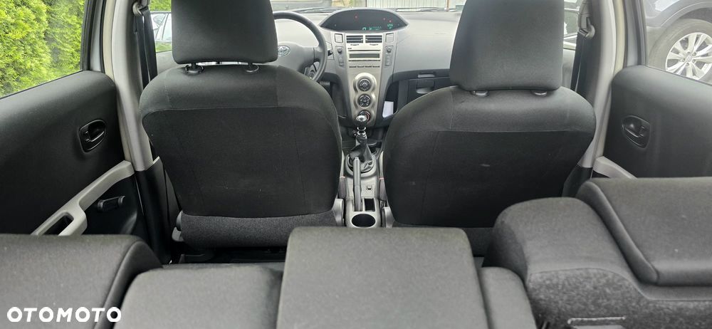 Toyota Yaris 1.33 Luna - 14