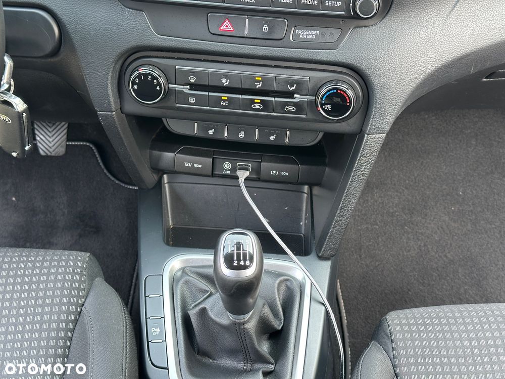 Kia Ceed 1.4 L Business Line Plus - 18