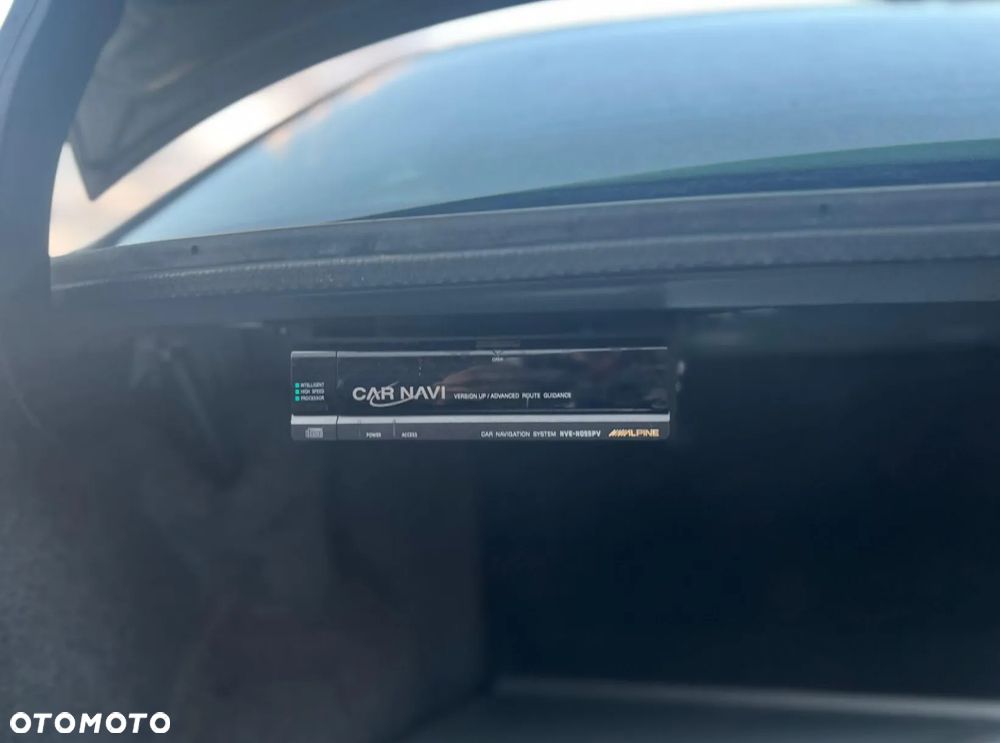 BMW Seria 7 740i V8 - 24