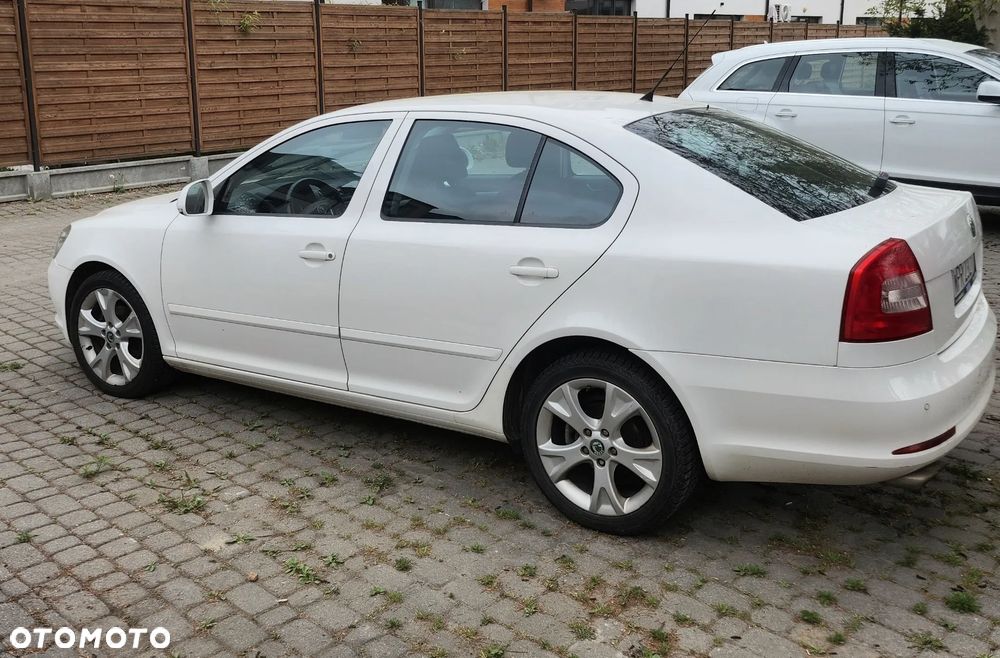 Skoda Octavia 1.8 T FSI Ambiente - 6