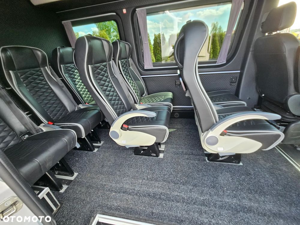 Mercedes-Benz Sprinter Long BASE 9G-Tronic 907.255 - 21