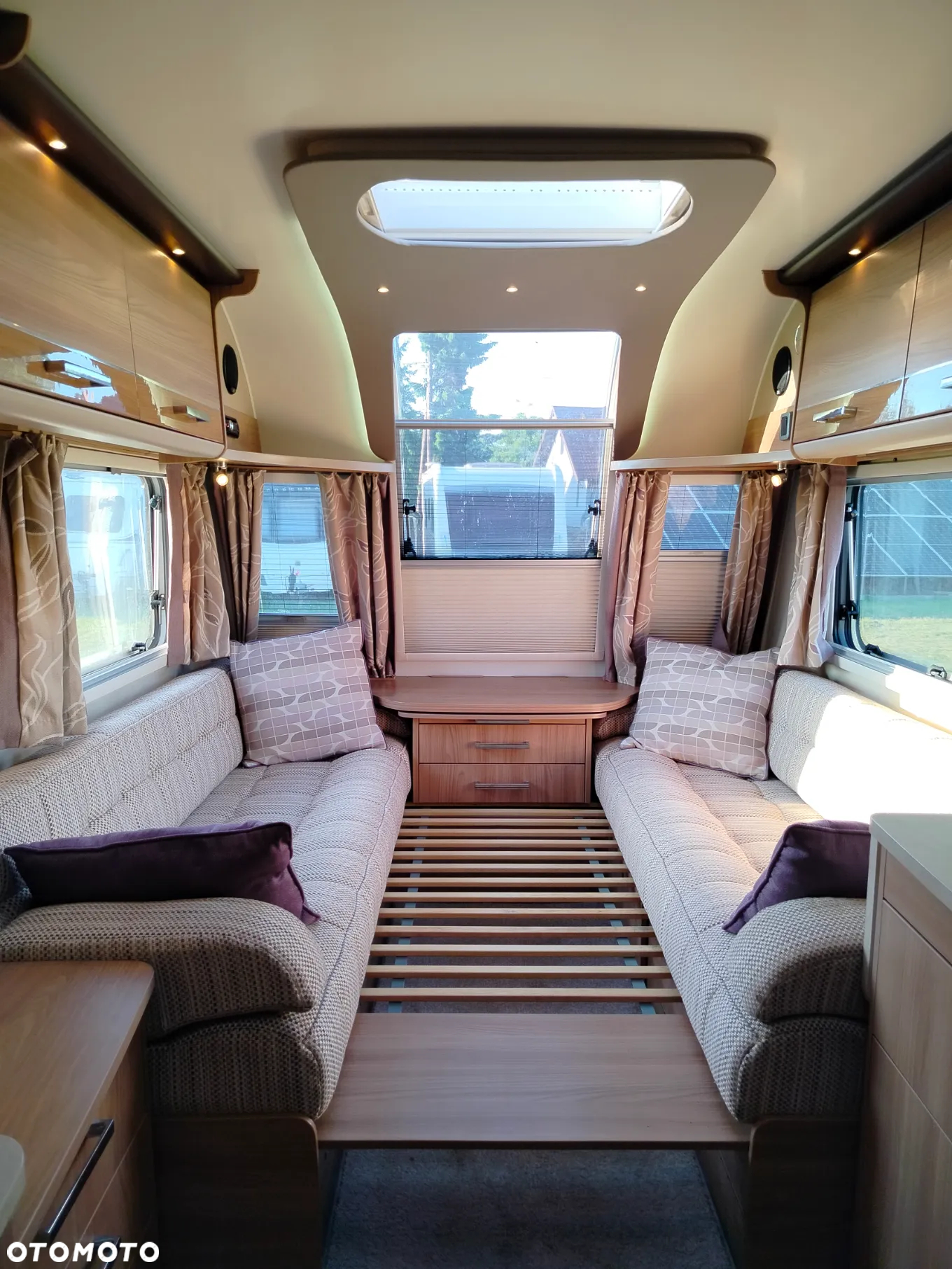 Bailey Unicorn Seville - 32