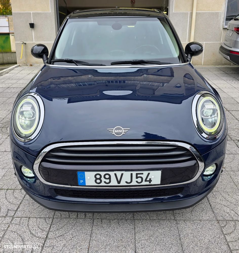 MINI 5 Portas Cooper D Auto - 24