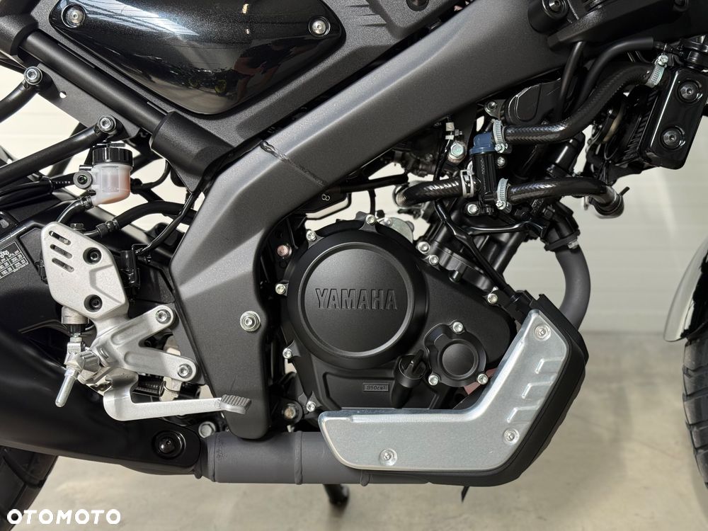 Yamaha XSR - 13