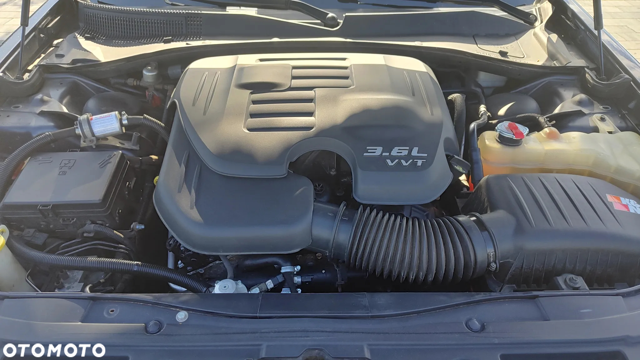 Chrysler 300C - 11