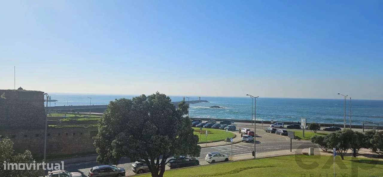 Apartamento T4+1 | Primeira Linha de Mar | Esplanada do Castelo, Foz d - Grande imagem: 2/45