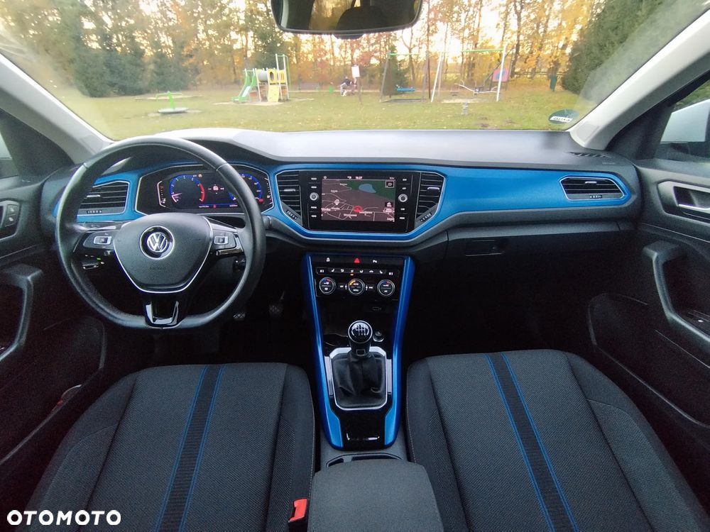 Volkswagen T-Roc - 9