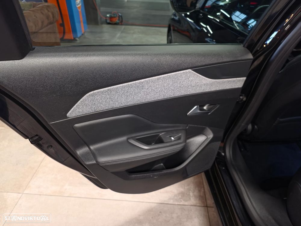 Peugeot 308 SW 1.6 Hybrid Allure e-EAT8 - 16
