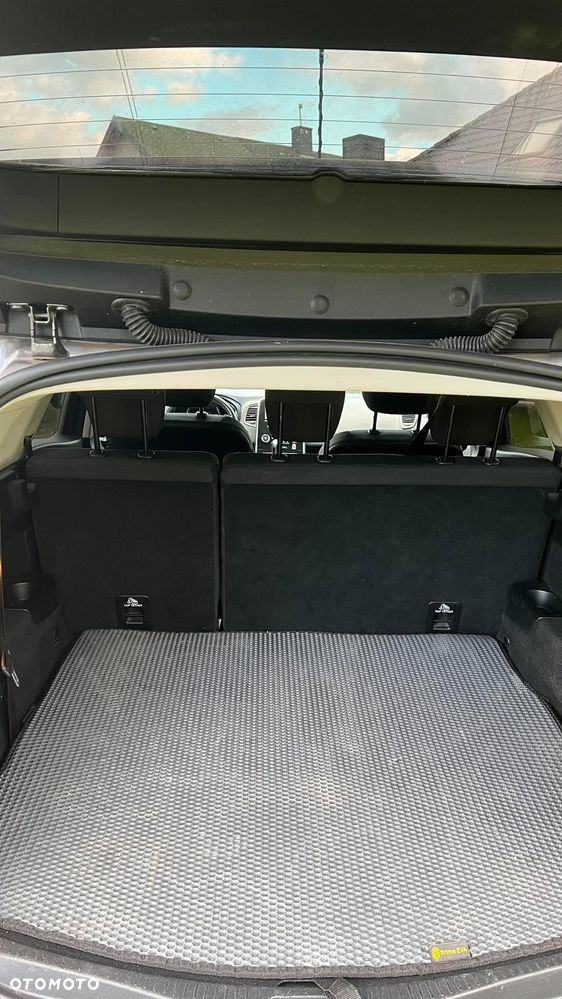 Renault Grand Scenic - 9