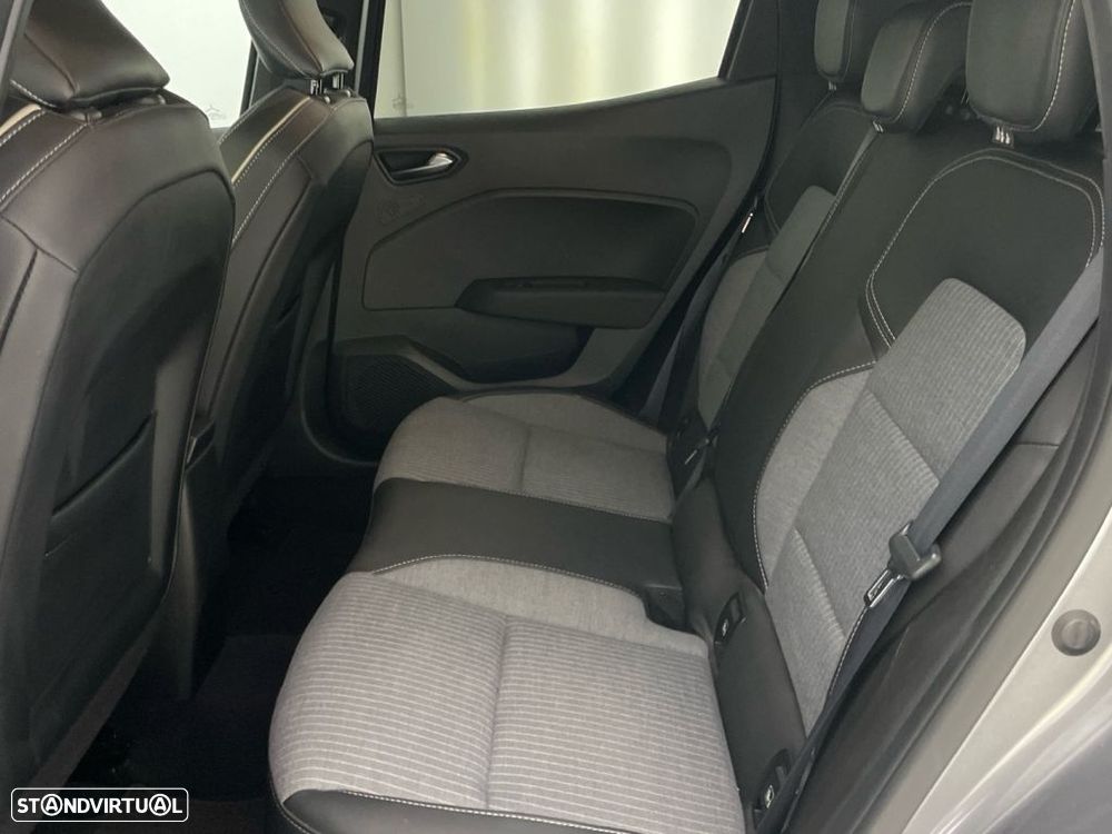 Renault Clio 1.0 TCe Techno - 12