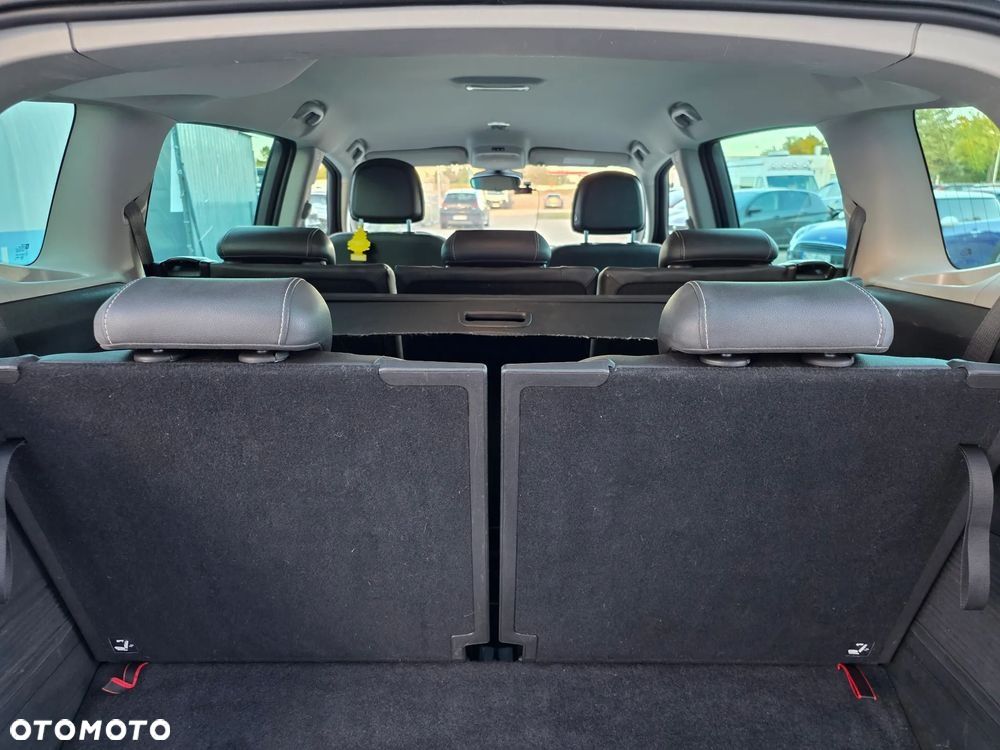 Opel Zafira - 16
