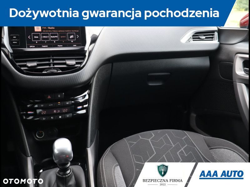 Peugeot 2008 - 9