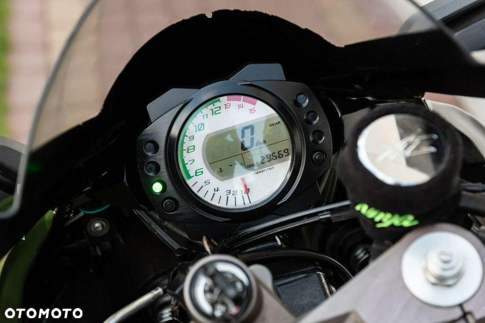 Kawasaki ZX - 8