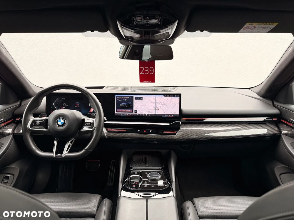 BMW Seria 5 520d xDrive - 21