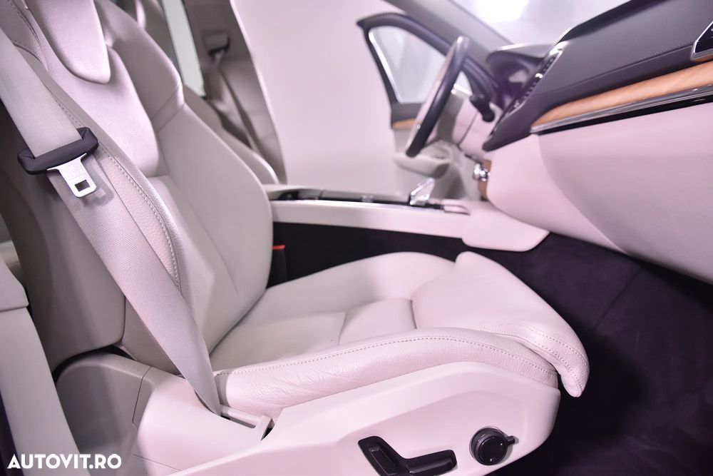 Volvo XC 90 B5 D AWD Geartronic Inscription - 11