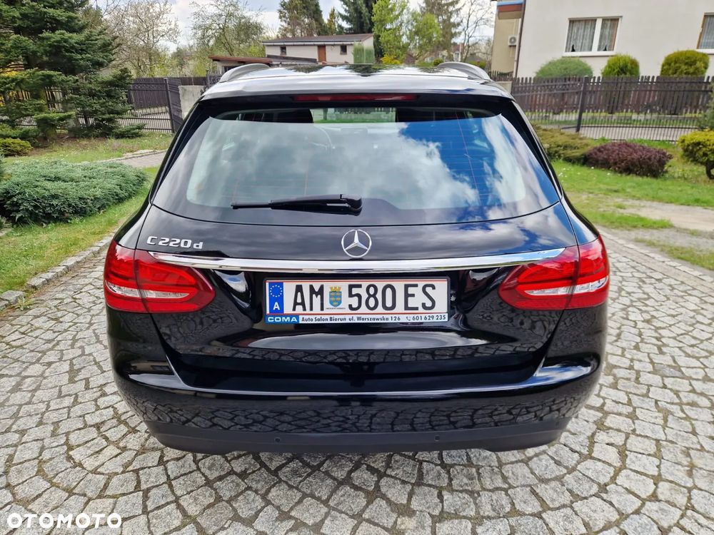 Mercedes-Benz Klasa C 220 CDI DPF Automatik BlueEFFICIENCY Elegance - 9