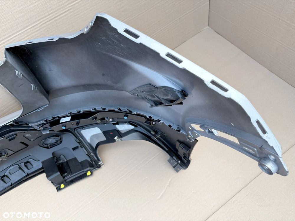 Zderzak Tylny Lamborghini URUS SE, kompletny - tył - 18