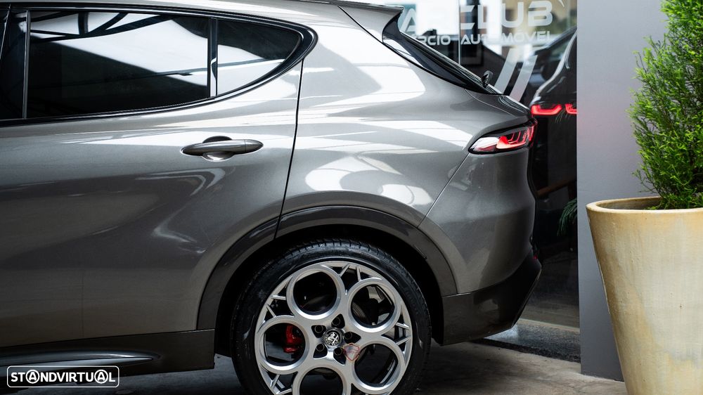 Alfa Romeo Tonale 1.5 Hybrid Edizione Speciale - 10
