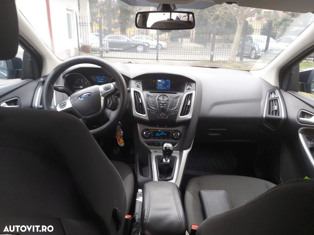 Ford Focus - 2