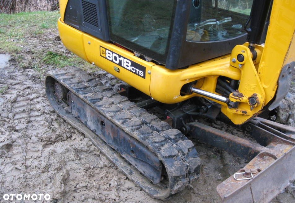 JCB 8018 - 6