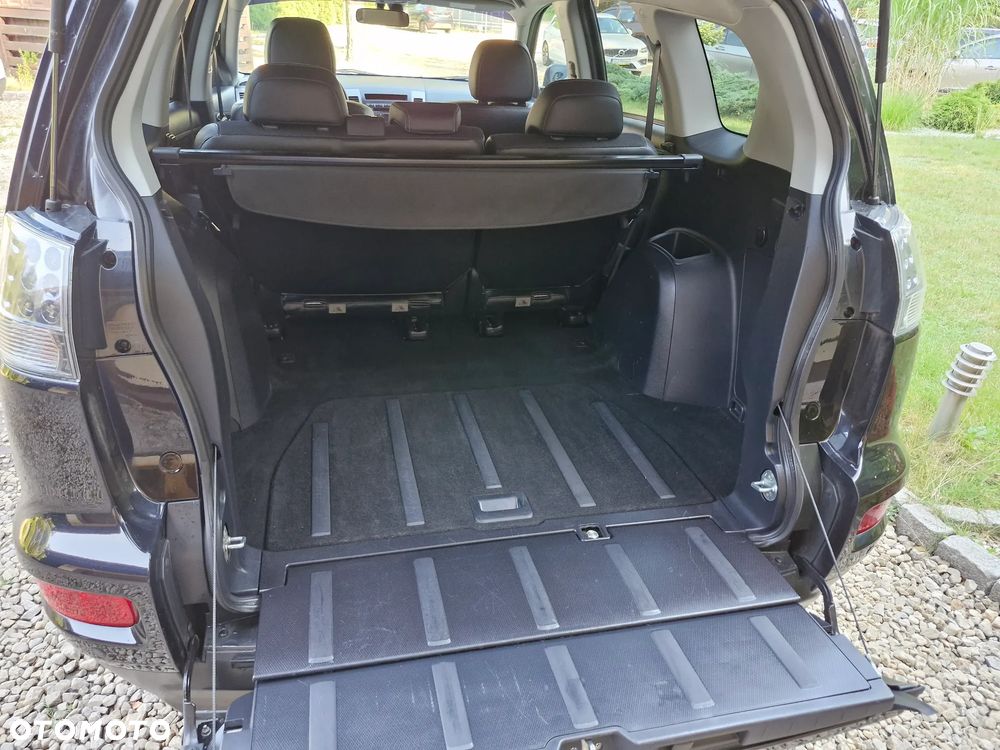 Mitsubishi Outlander 2.0 2WD Invite - 13