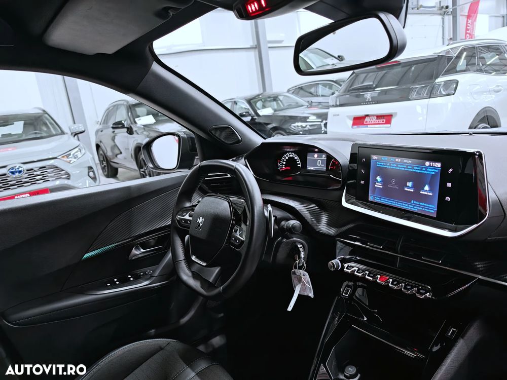 Peugeot 2008 PureTech 130 EAT8 Allure - 10