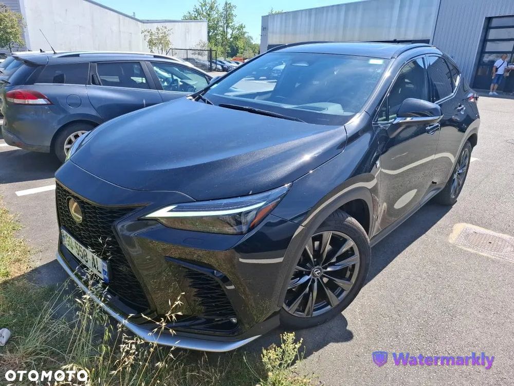 Lexus NX - 1