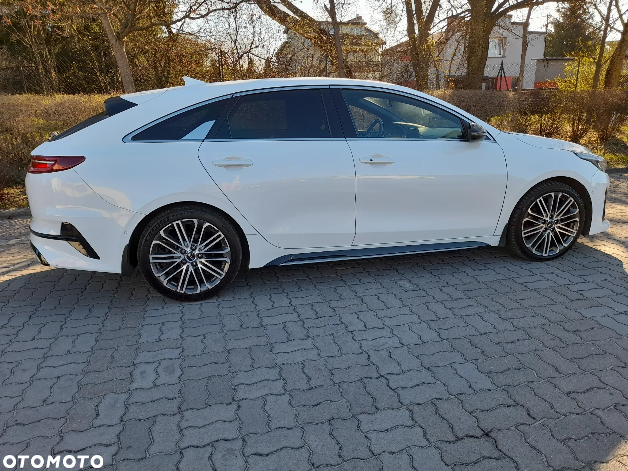 Kia ProCeed 1.6 CRDi GT Line DCT - 3