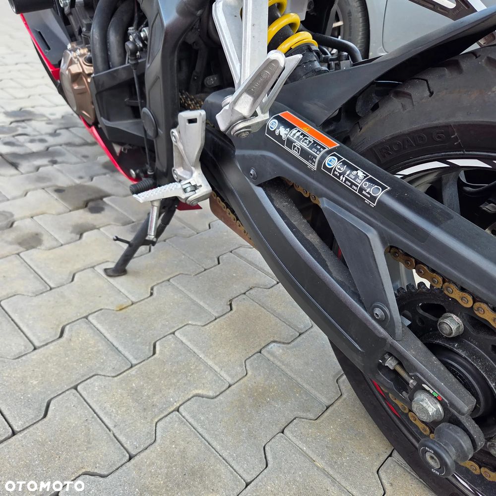 Honda CBR - 7