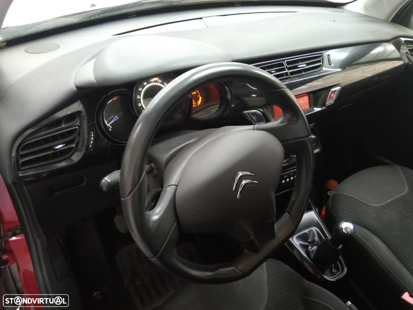 Citroen C3 II 1.2 VTi 82cv - 2013 - Para Peças - 4