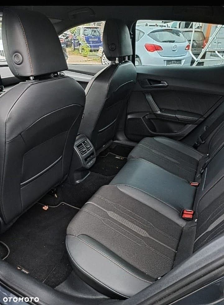 Cupra Formentor 1.5 eTSI mHEV DSG - 37