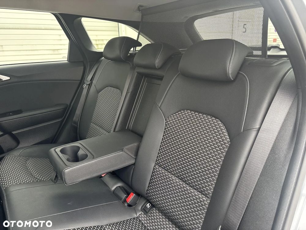 Kia Ceed 1.5 T-GDI Tribute - 17