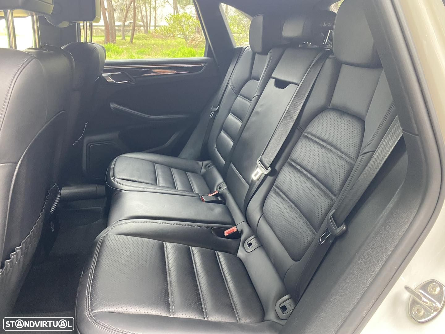 Porsche Macan S - 27