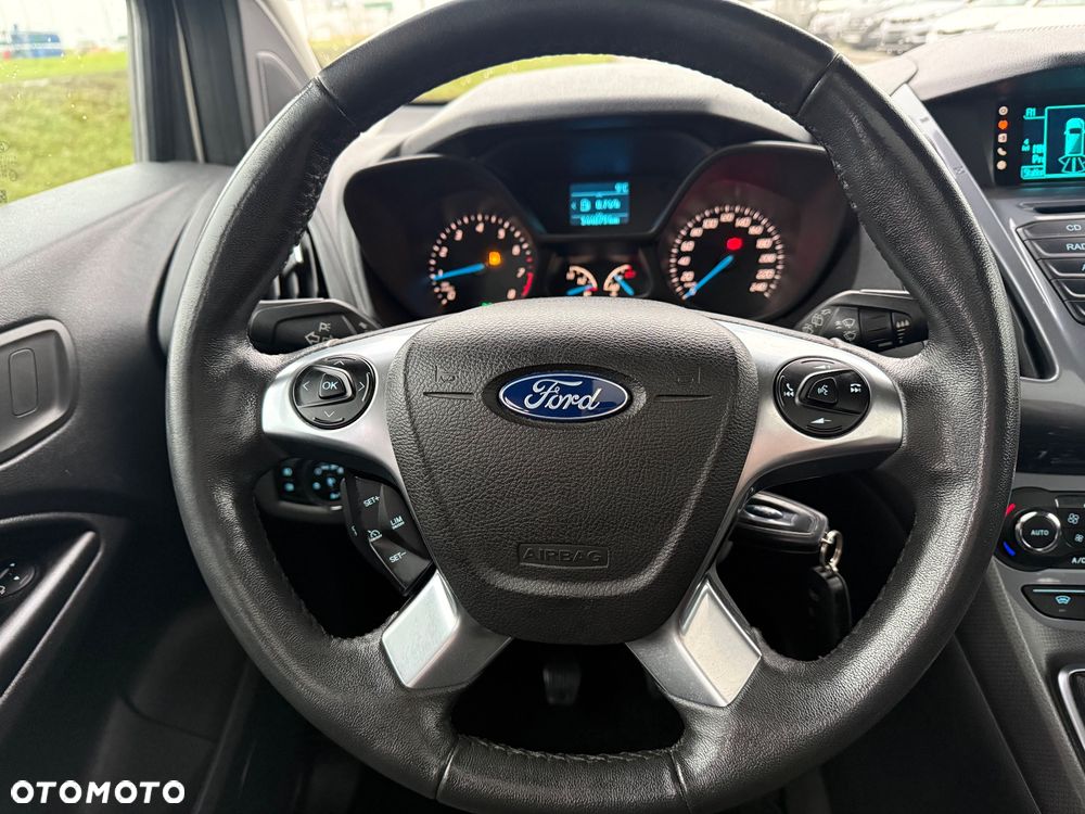 Ford Tourneo Connect - 12