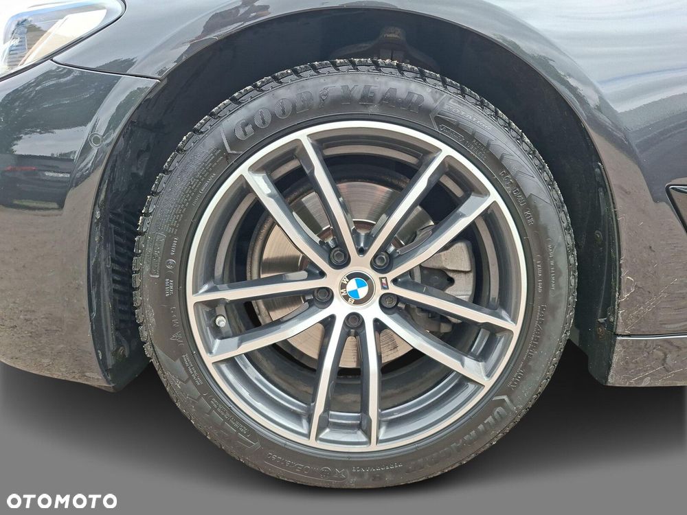 BMW Seria 5 520d xDrive MHEV M Sport sport - 10