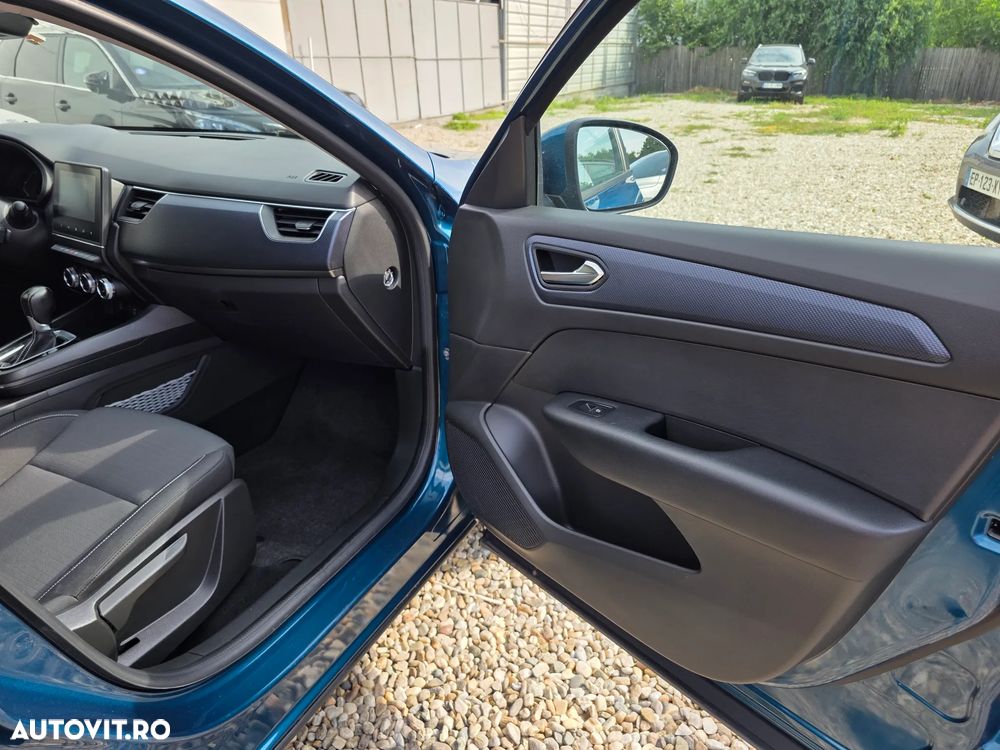 Renault Arkana E-TECH 145 Evolution - 15