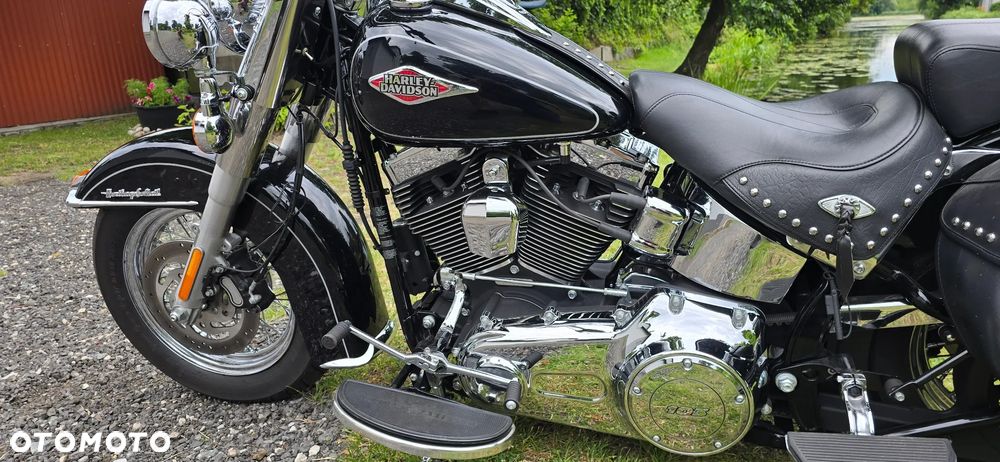 Harley-Davidson Softail Heritage Classic - 22