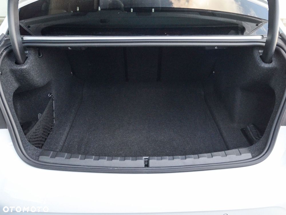 BMW Seria 3 - 21
