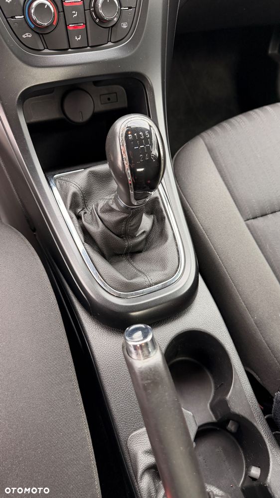 Opel Astra 1.4 T Cosmo - 13