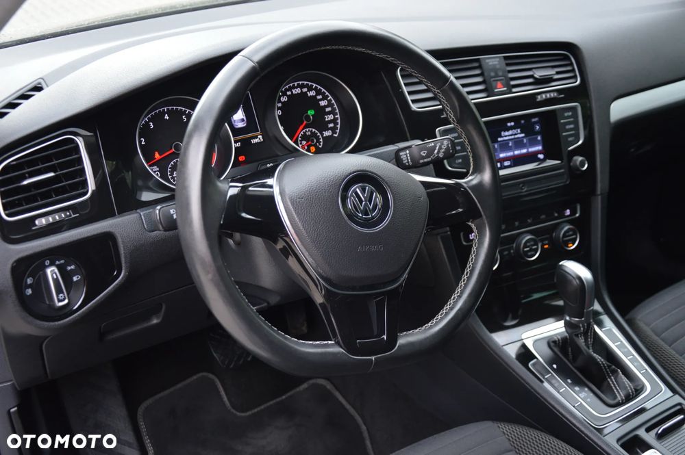 Volkswagen Golf 1.4 TSI BlueMotion Technology DSG Cup - 10