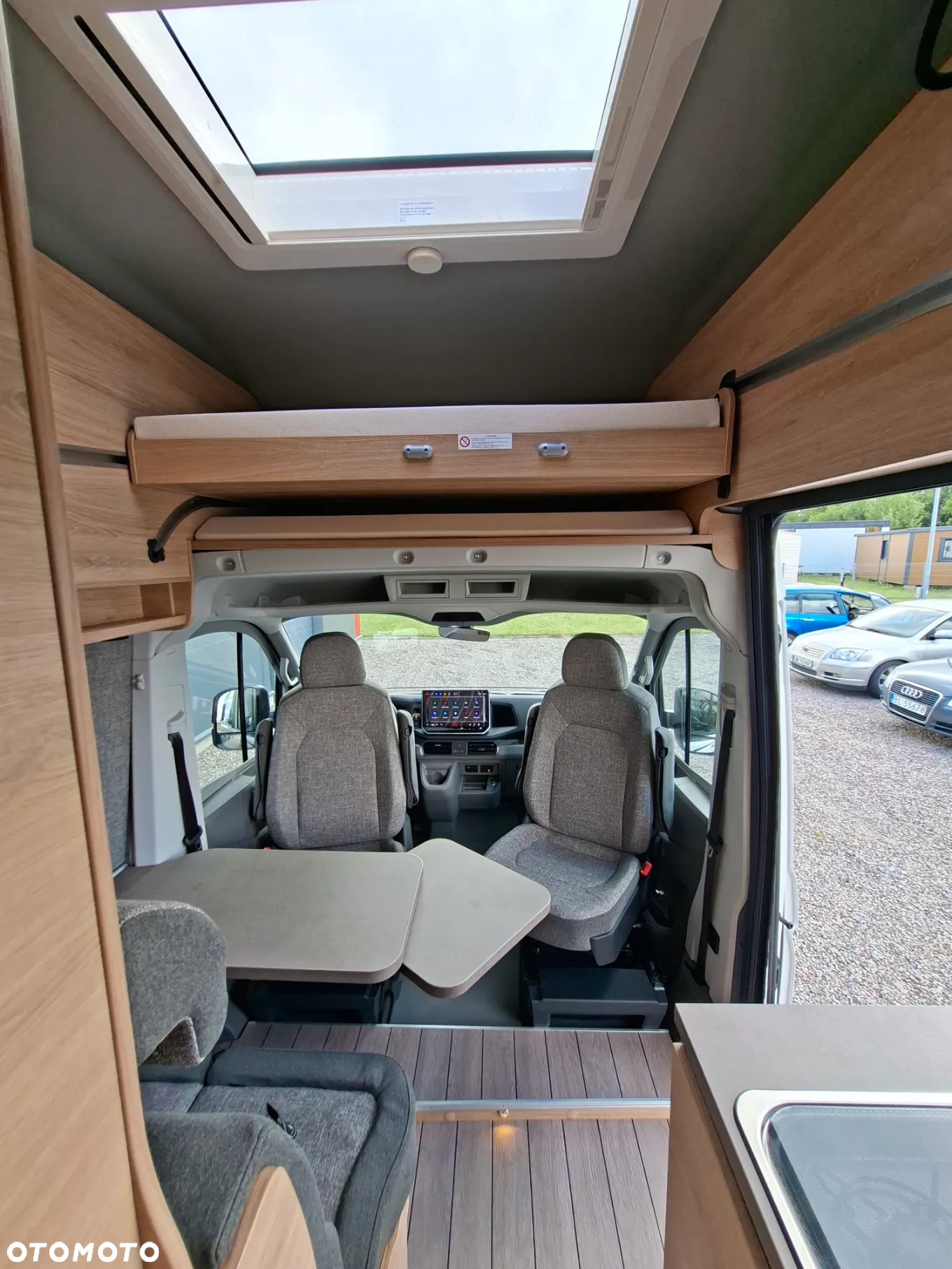 KNAUS KNAUS BOXLDRIVE 600 XL - ROCZNIK 2025 - 4 osobowy - 8
