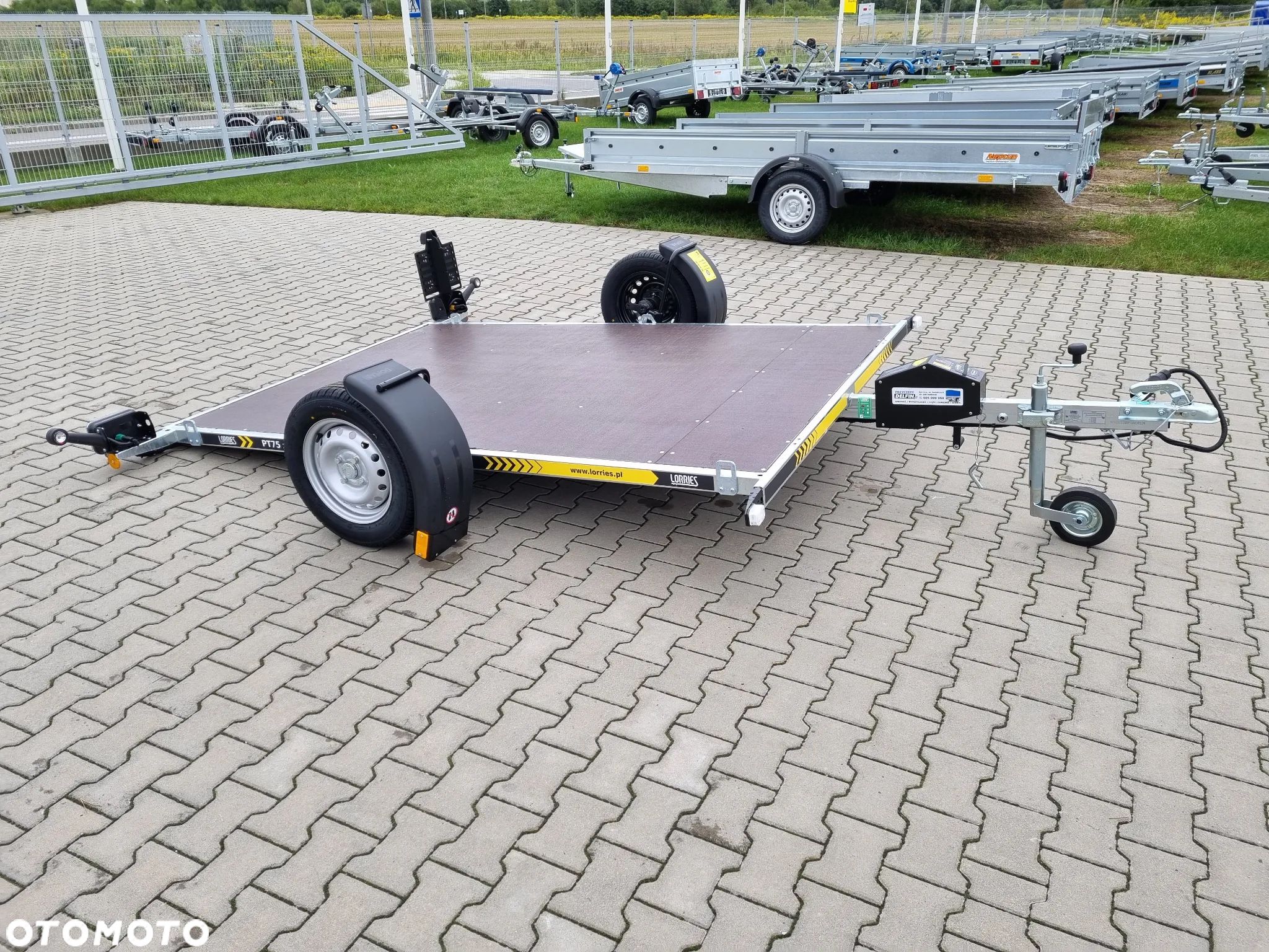 Lorries PT75-2617 - 1