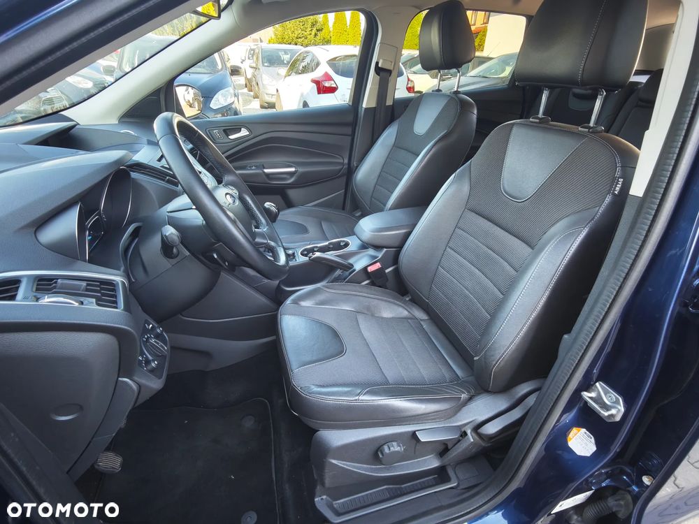 Ford Kuga - 24