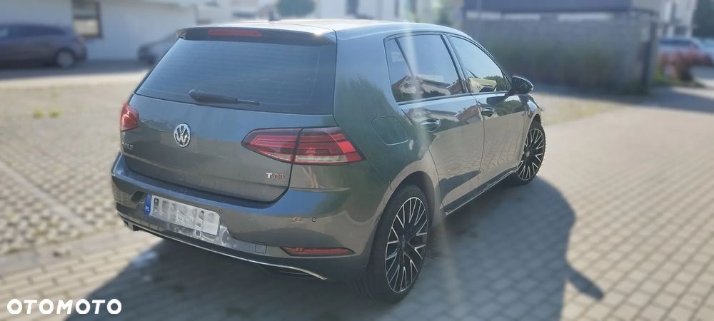 Volkswagen Golf 1.6 TDI SCR DSG Trendline - 6