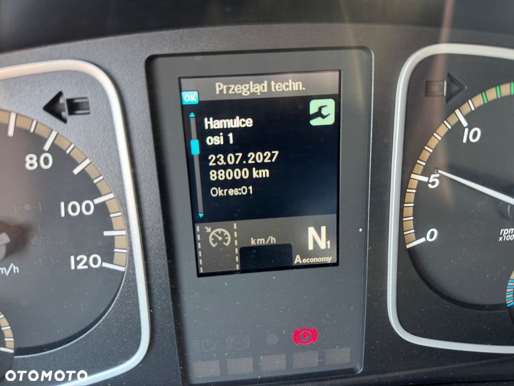 Mercedes-Benz ATEGO - 28