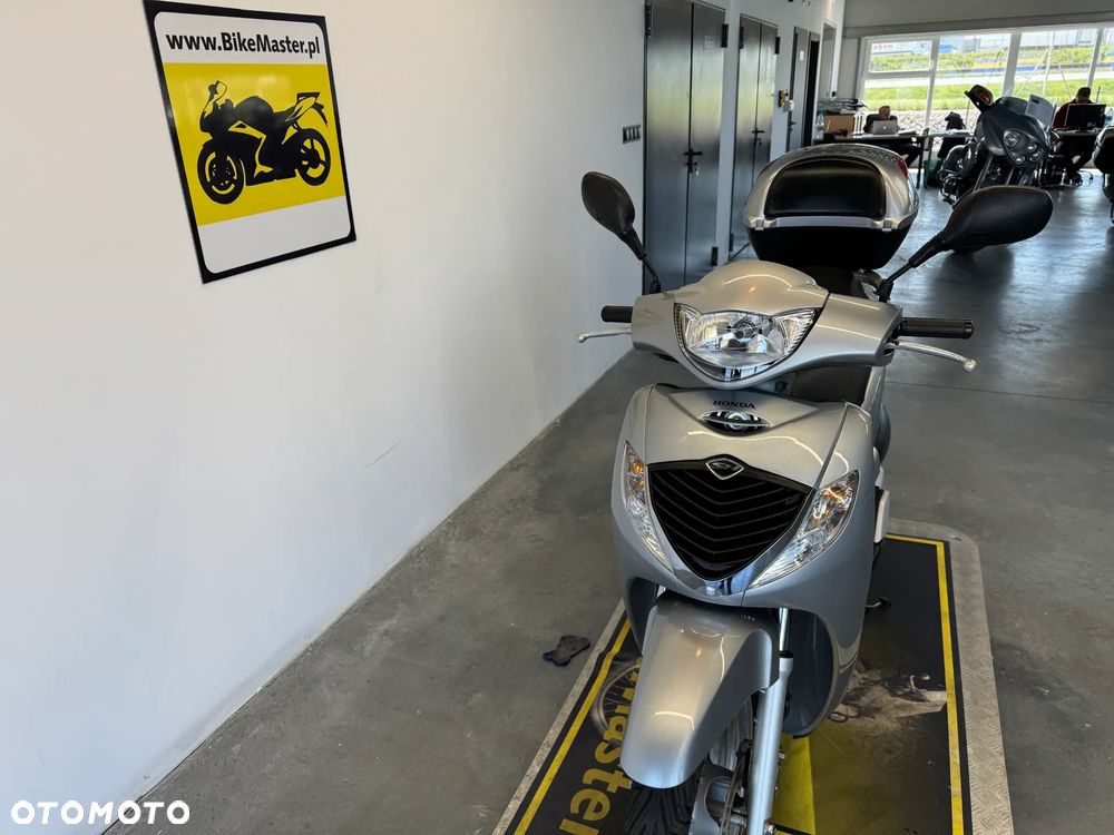 Honda SH - 33