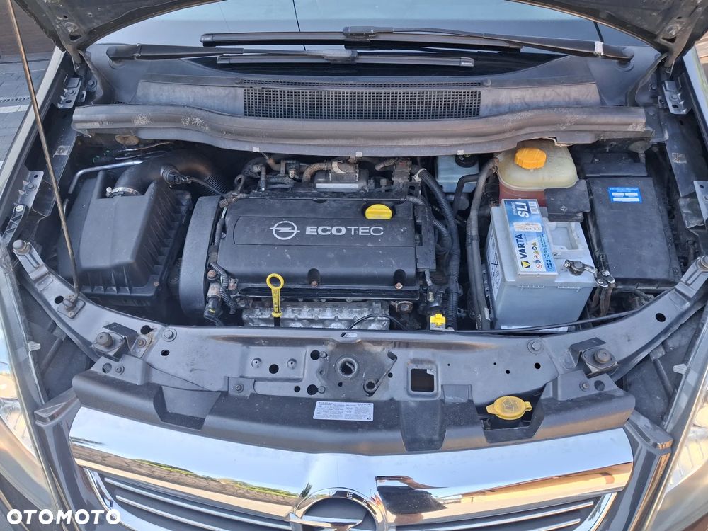Opel Zafira - 23